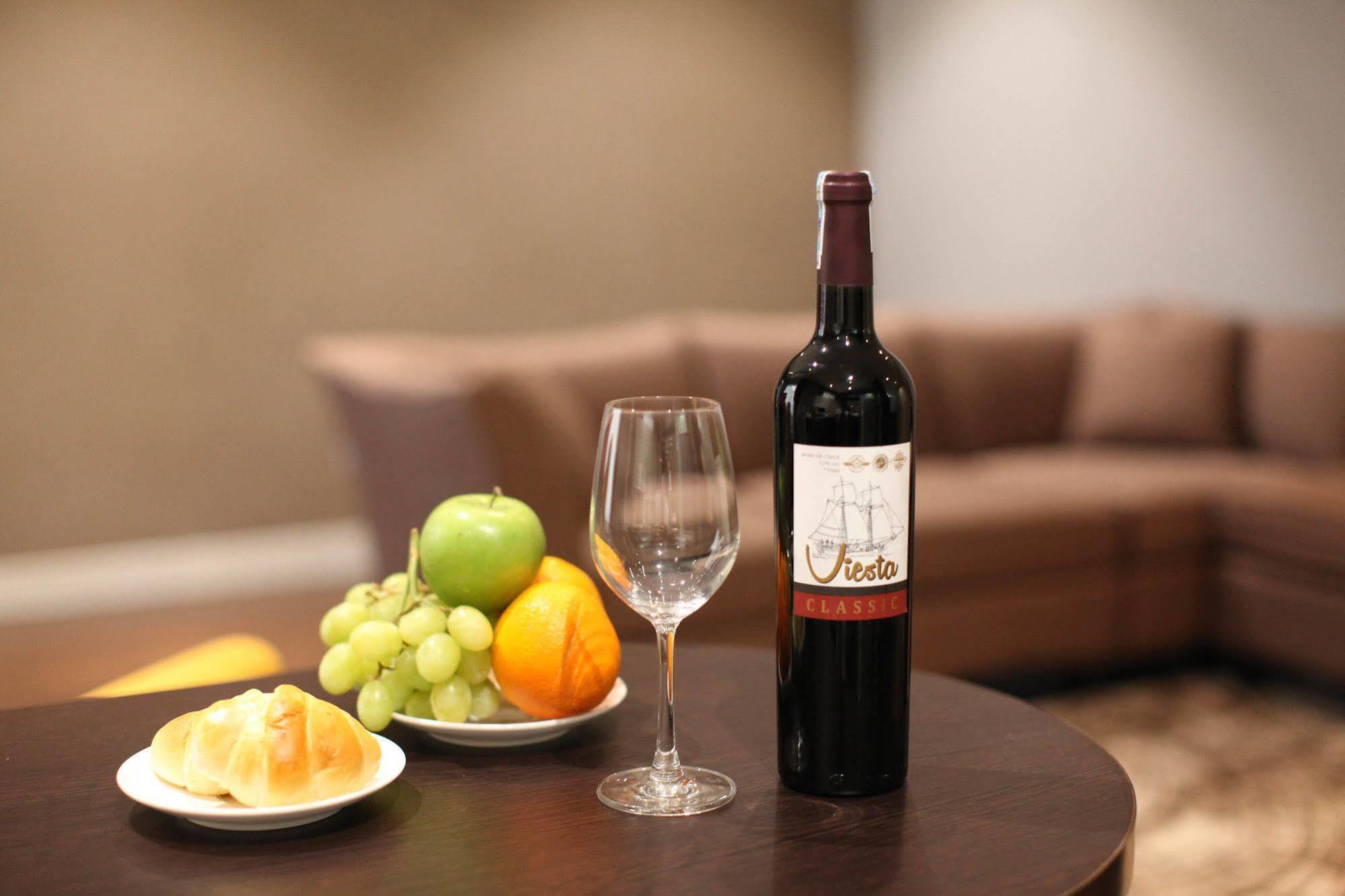 Compass Living Joy Aparthotel Ho Şi Min Exterior foto