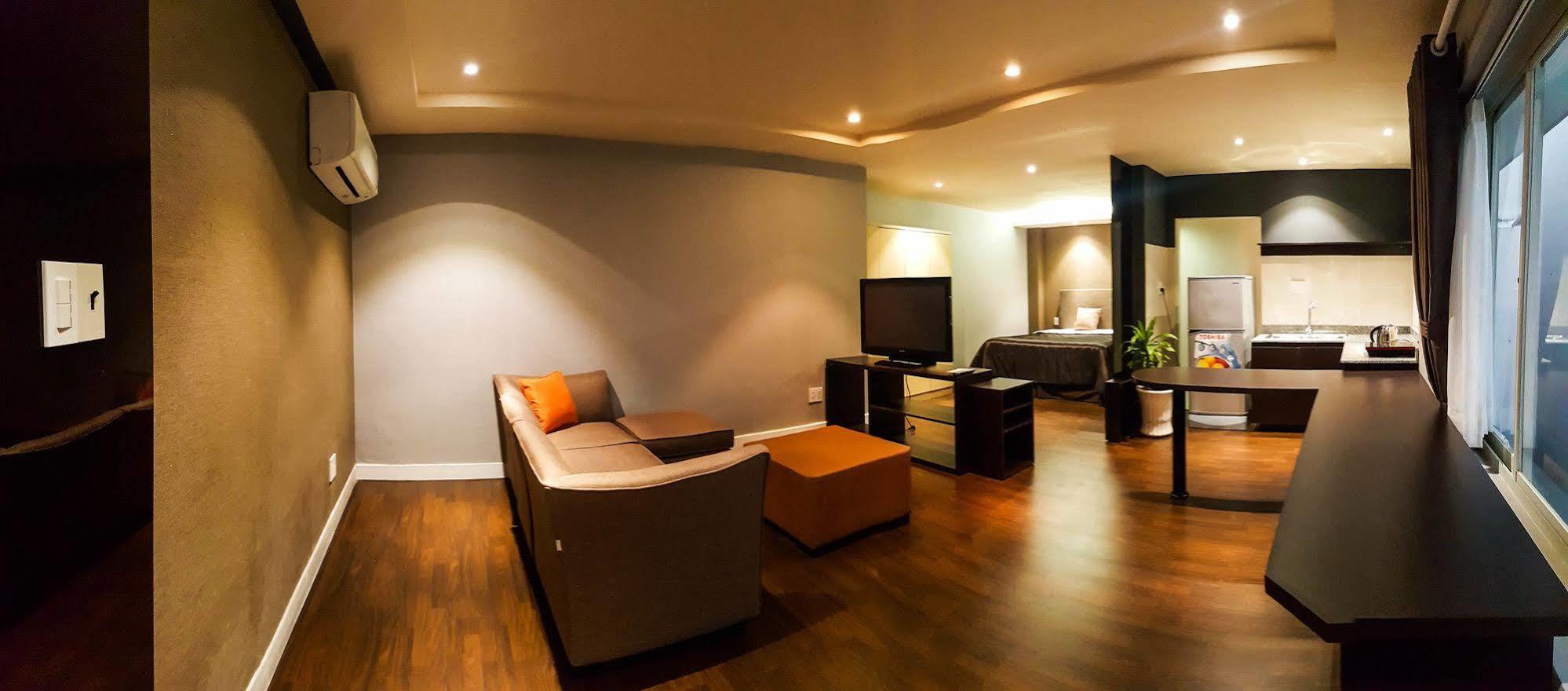 Compass Living Joy Aparthotel Ho Şi Min Exterior foto